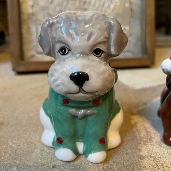 New Set of Christmas Schnauzer and Dachshund Dog Salt and Pepper Shakers - Picture 5 of 12